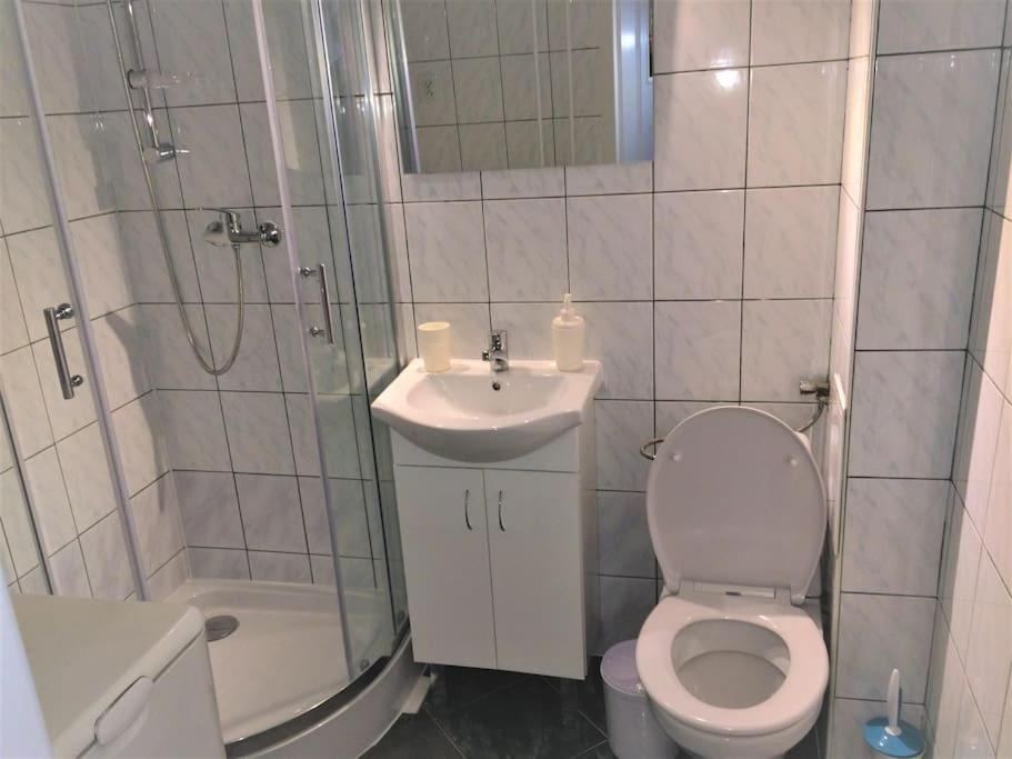 57 Lobzowska Bright Apartment Kraków Eksteriør billede