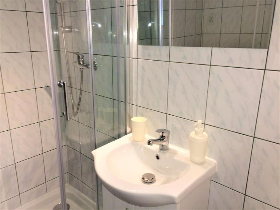 57 Lobzowska Bright Apartment Kraków Eksteriør billede